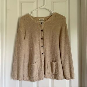 ❌SOLD❌ vintage beige cardigan
